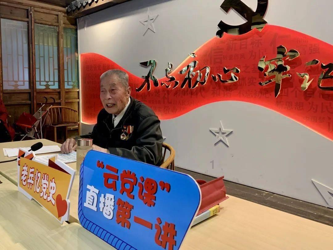 寻找答案,尽在情侣该怎么坚持异地恋?异地恋该怎么维持感情?蜗牛问答平台